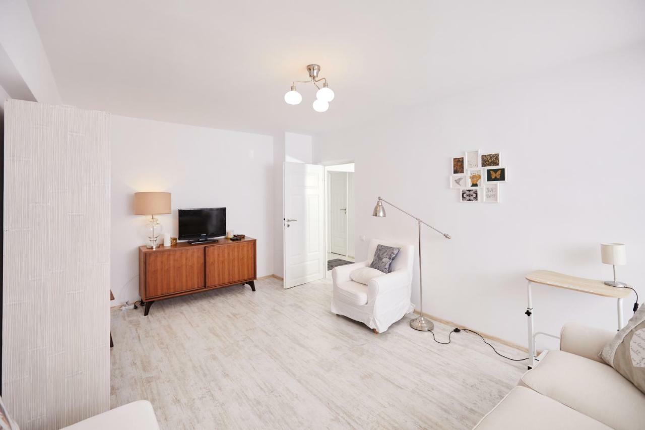 2 Bedroom Cozy Apartment Sinaia Exteriör bild